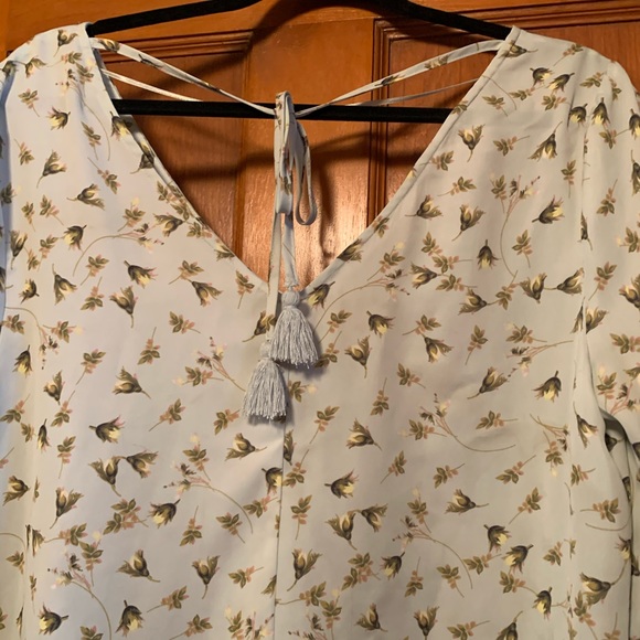 LC Lauren Conrad mint green floral top - Picture 3 of 4